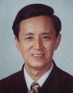 邓成珊