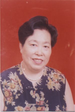  王明芳